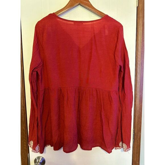 Entro NWOT Maroon Red Blouse Too With Embroidery  Size Small - Picture 2 of 12